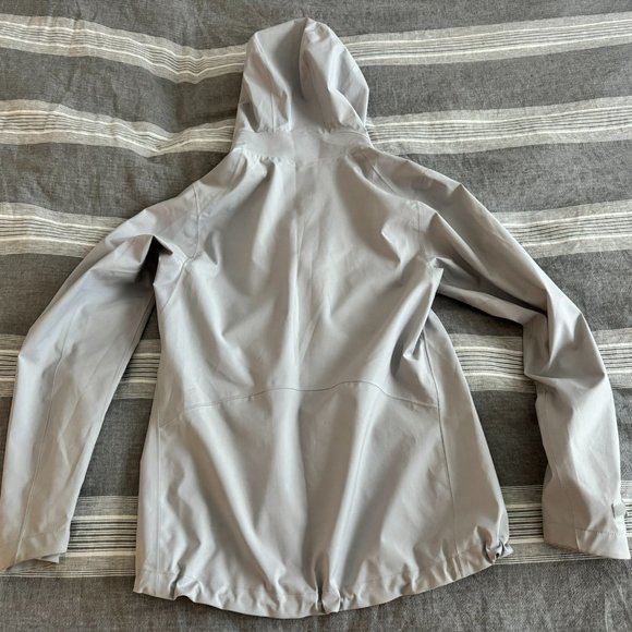 Uniqlo - Women's Water resistant wind proof Jacket - Picture 3 of 3
